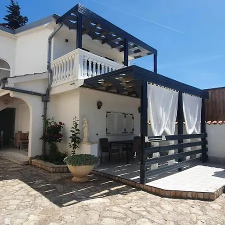 Apartment Katica- Srima