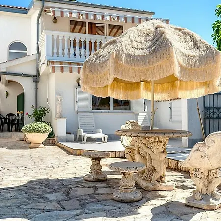 Apartment Katica- *