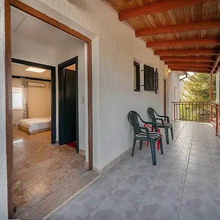 Katica- Apartment Srima
